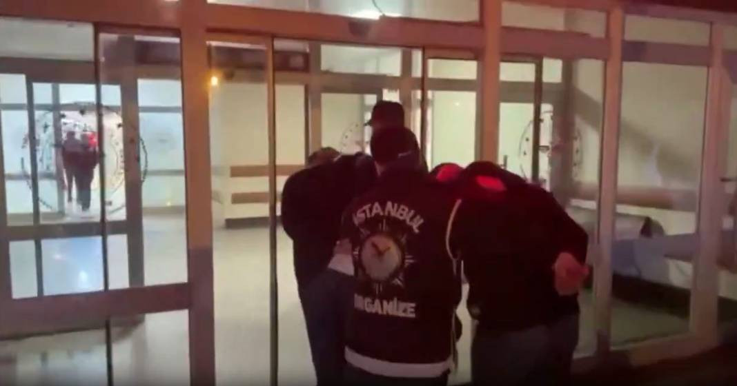 İstanbul’un 5 ilçesinde ‘Mahzen-33’ operasyonu: 16 gözaltı - Resim: 4